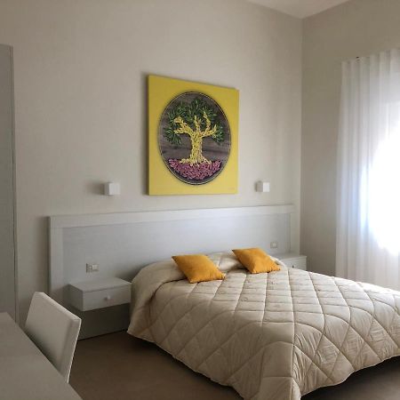 Paleat-Manduria Bed & Breakfast Luaran gambar